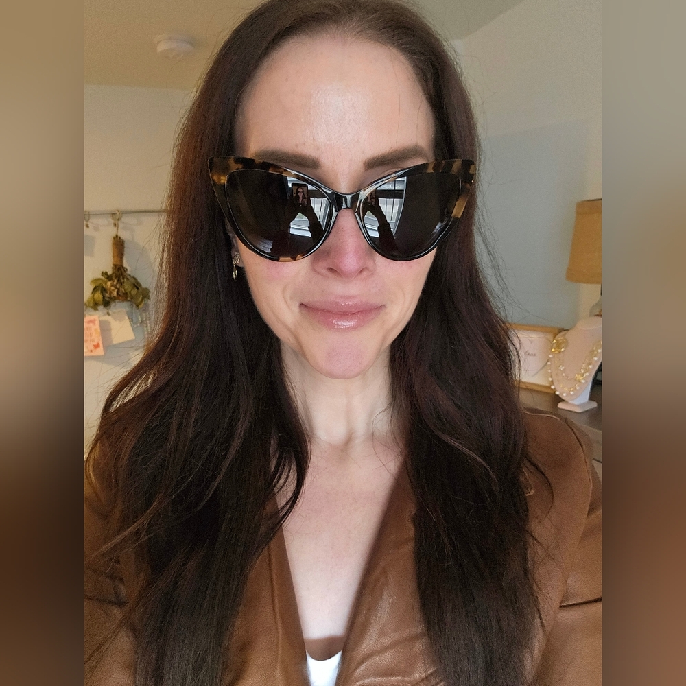 Kate Spade Cat Eye Tortishell Sunglasses - Picture 3 of 8